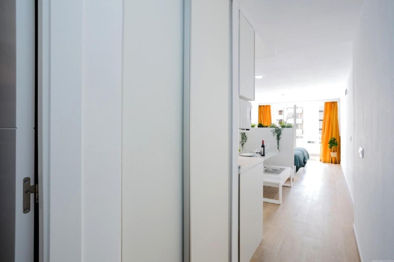 319 Modern Accommodation,Sea View, Wi Fi And Pool Playa de las Americas  Bagian luar foto