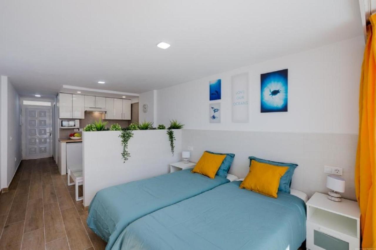 319 Modern Accommodation,Sea View, Wi Fi And Pool Playa de las Americas  Bagian luar foto