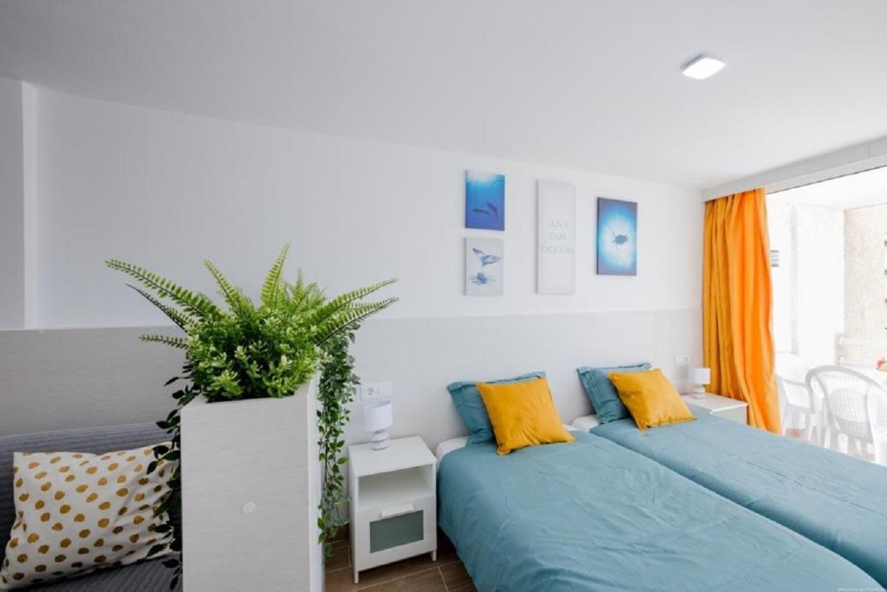 319 Modern Accommodation,Sea View, Wi Fi And Pool Playa de las Americas  Bagian luar foto